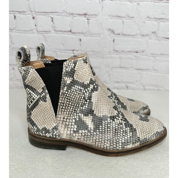Lucky Brand Haylia Chelsea Boot Gray Black Snake Print Leather Womens 6M - Picture 3 of 8